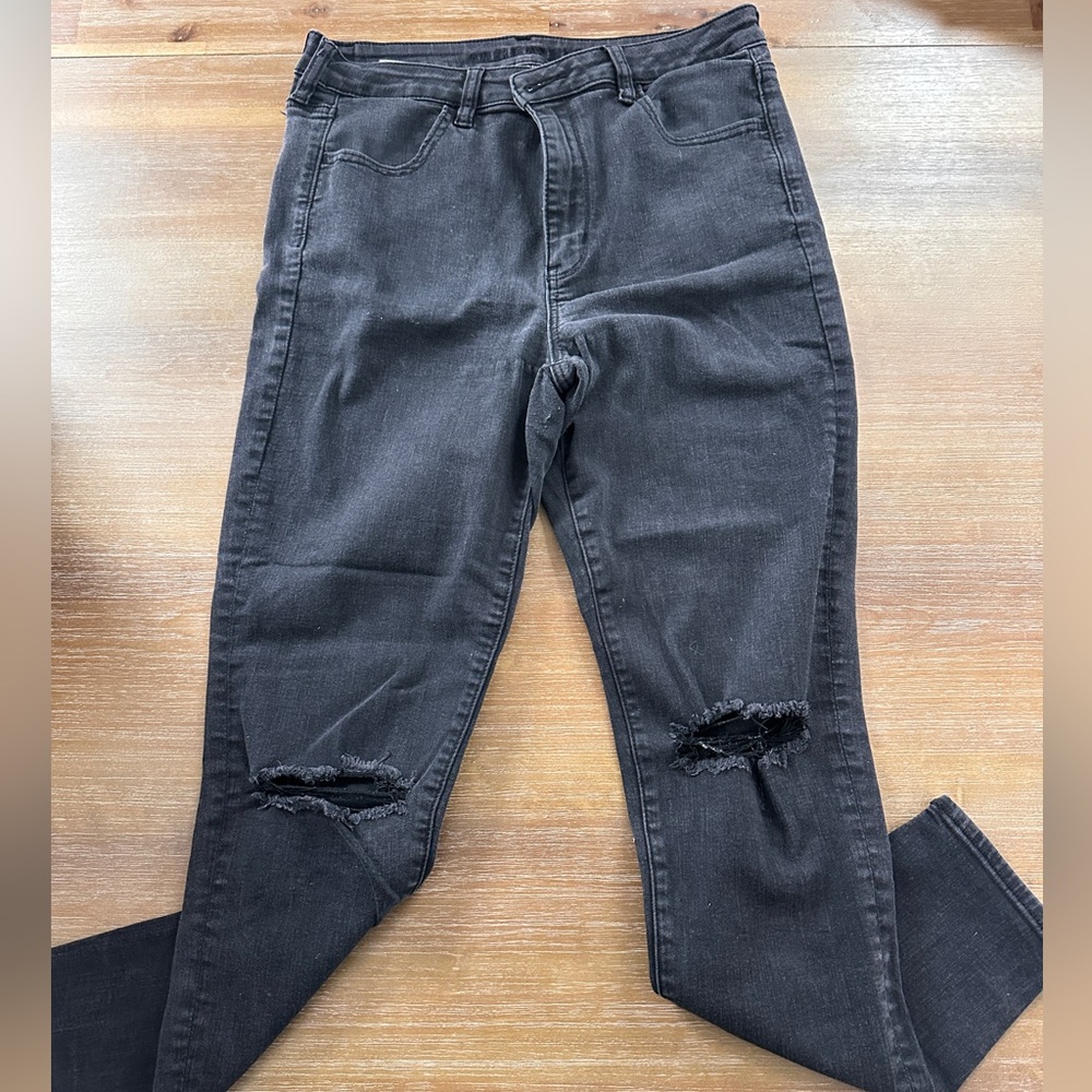 American Eagle Outfitters Black Distressed Skinny Jeans - Size 14 Long